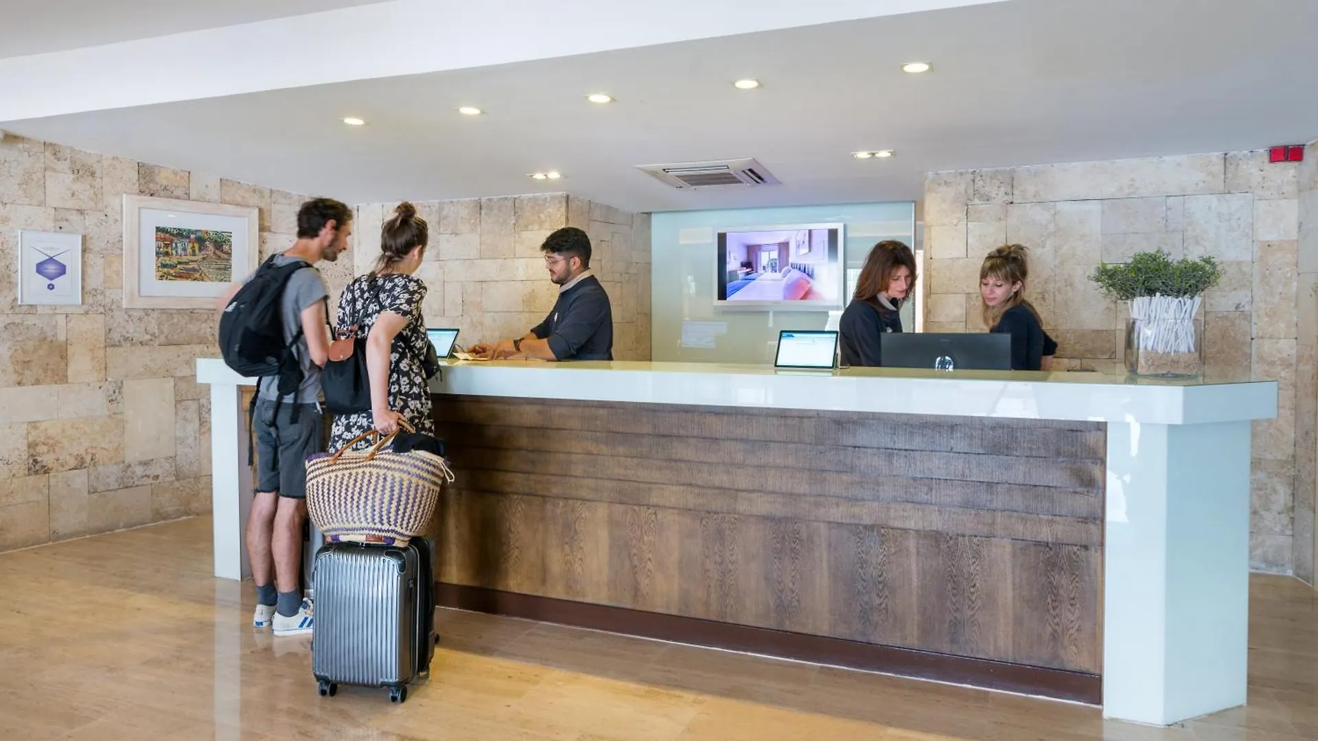 ***  Hotel Hostalillo By Escampa Hotels Тамариу Испания